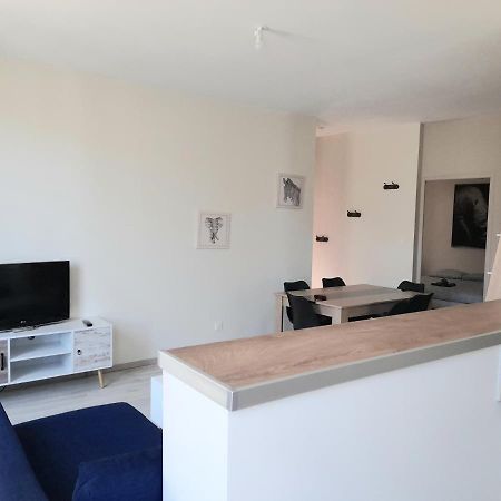 Le Scandinave Διαμέρισμα Joigny Εξωτερικό φωτογραφία